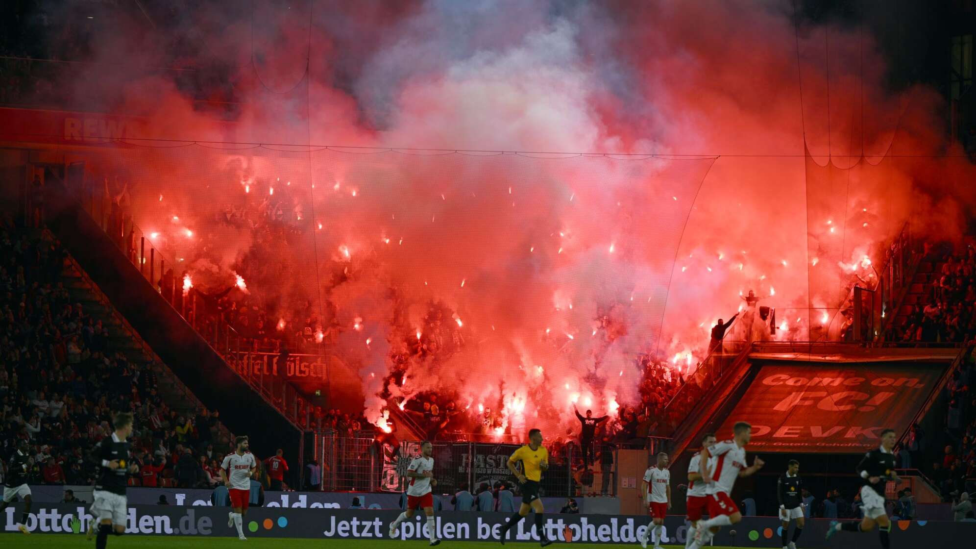 Pyrotechnik im Stadion