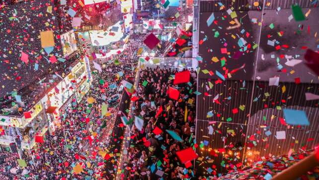 New York feiert Silvester mit Kult-Kristallkugel