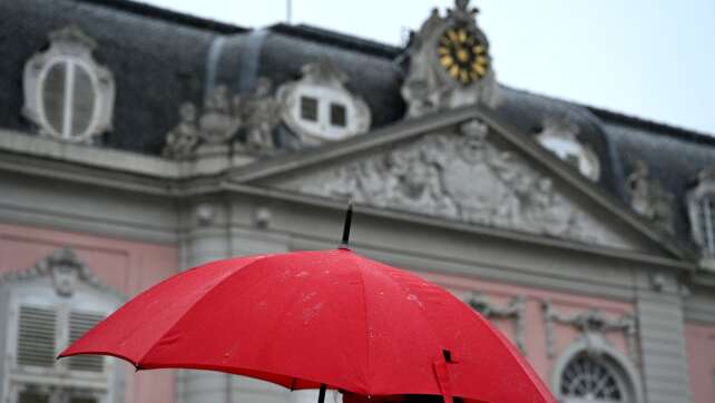 Nach Schnee kommt das Regenwetter