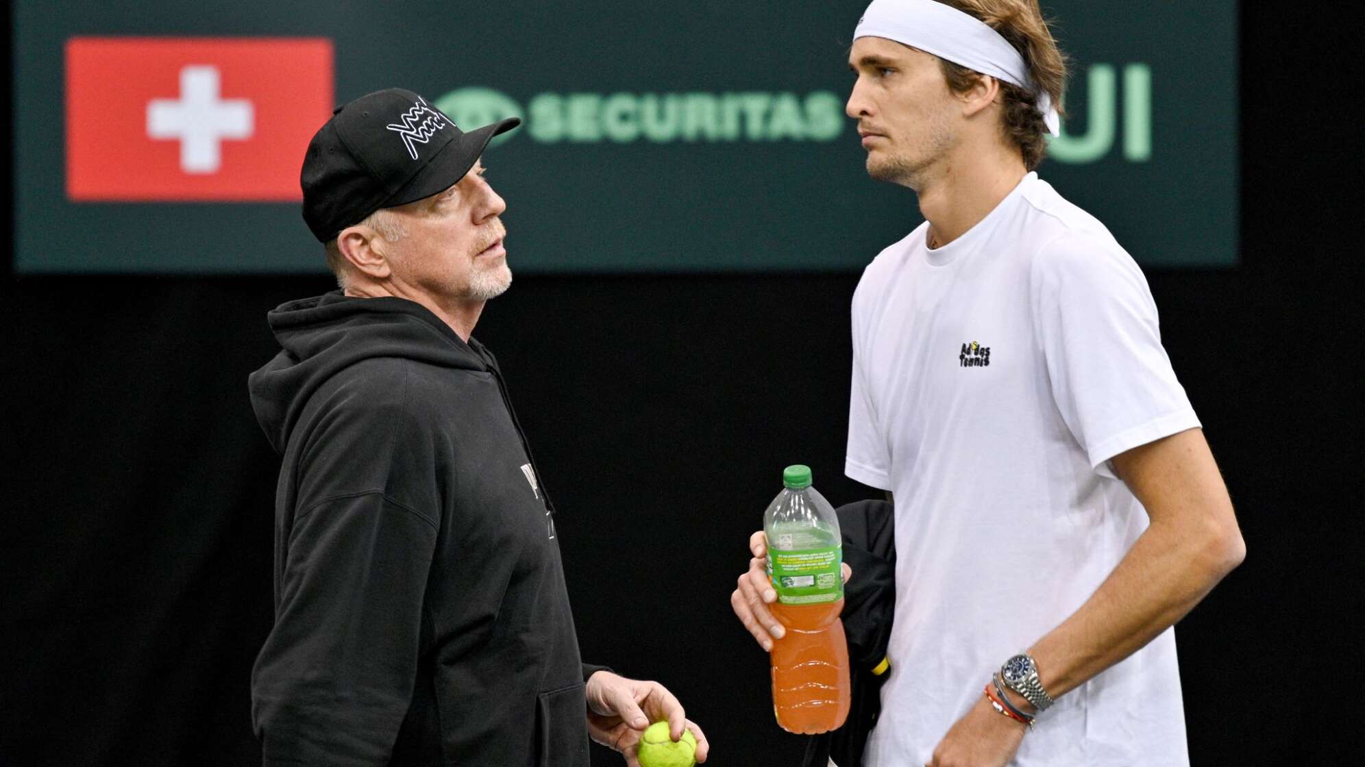 Boris Becker (l) und Alexander Zverev (r)