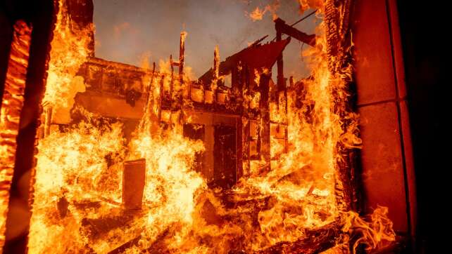 Inferno im Paradies: Feuer in Los Angeles breiten sich aus