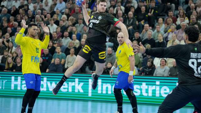 WM im Blick: Handballer gewinnen gegen Brasilien