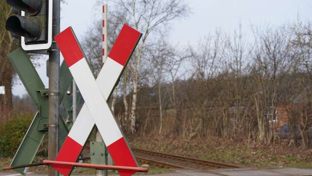 Tödlicher Verkehrsunfall an Bahnübergang