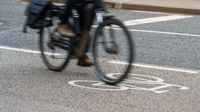 Drahtseile über Radwege gespannt - Belohnung für Hinweise