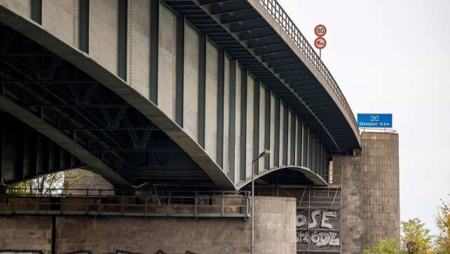 Marode A59-Brücke zwei Tage lang gesperrt