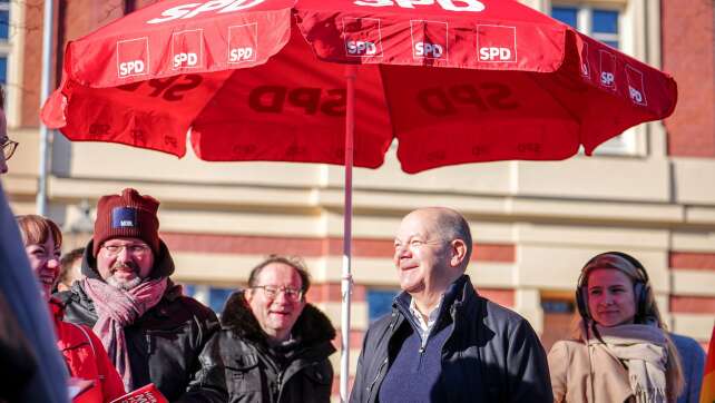 Wahlkampffinale: Scholz optimistisch - Merz redet in München