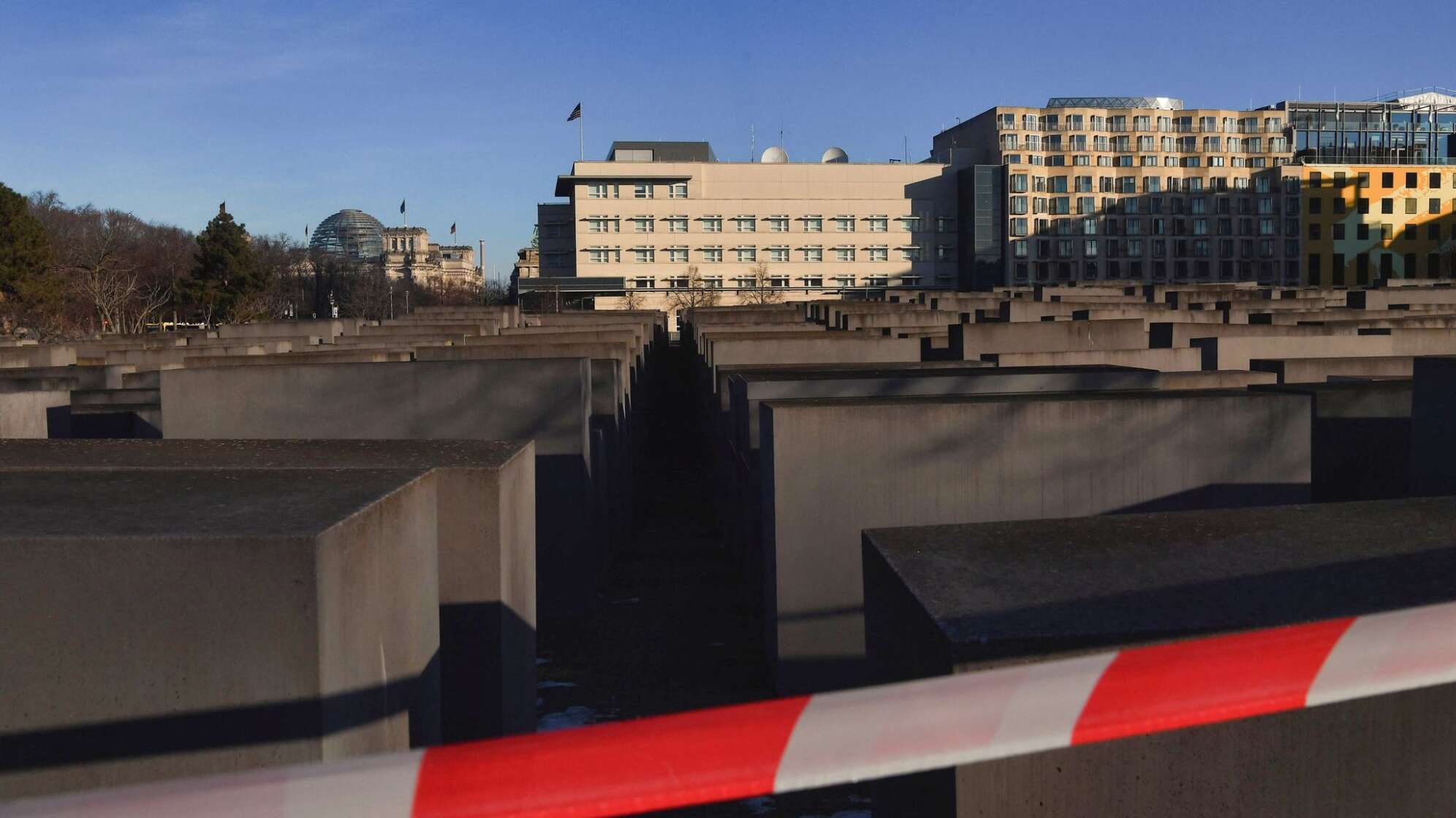 Nach dem Angriff am Holocaust-Denkmal in Berlin