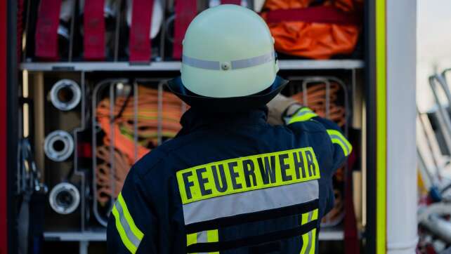 Brand in Altbau - Schwerverletzte Person in Klinik geflogen