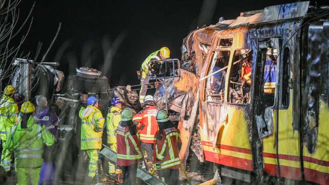 Zugunglück: Staatsanwaltschaft ermittelt gegen Lkw-Fahrer