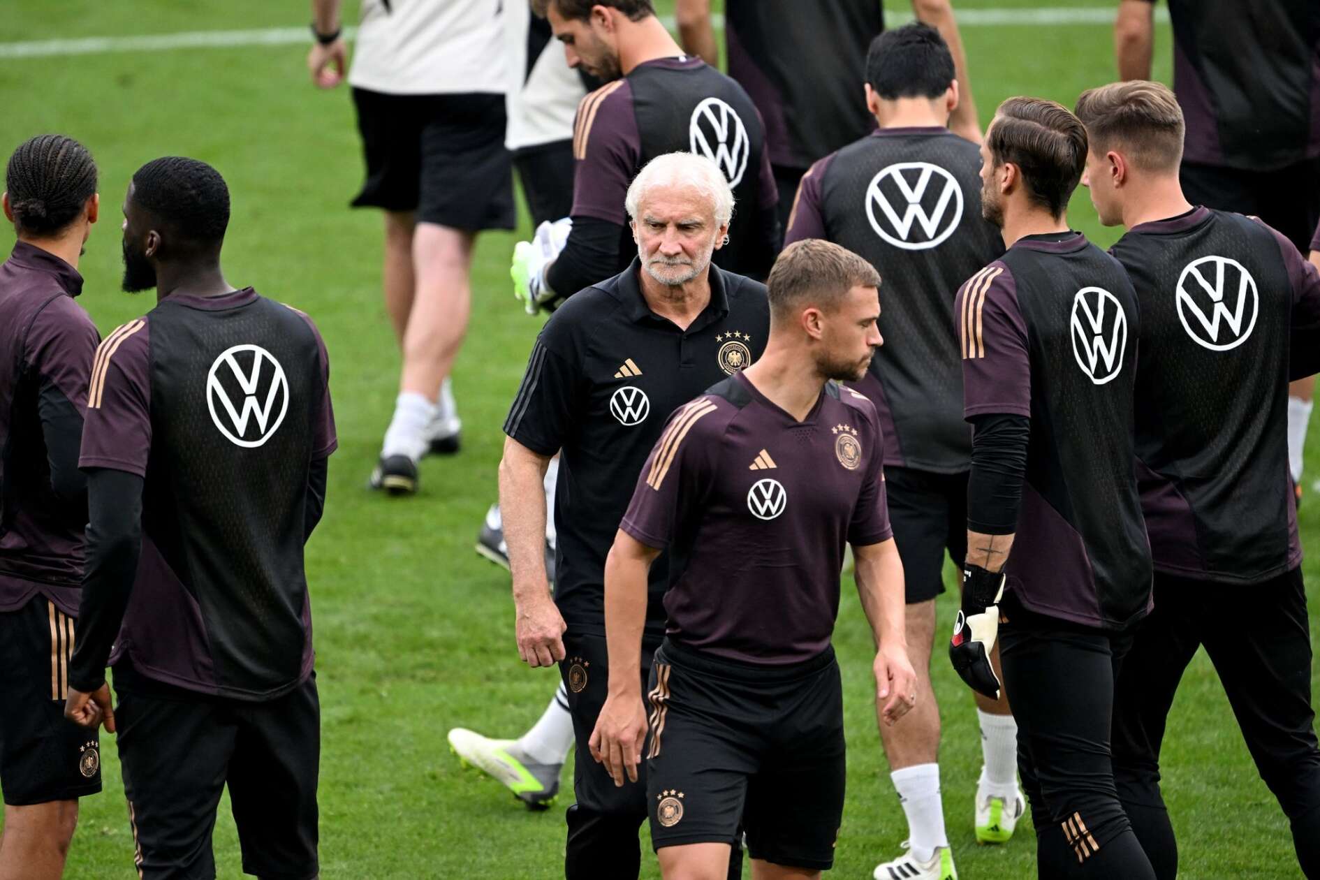 Rudi Völler Takes on Emergency Role for German National Team Against France