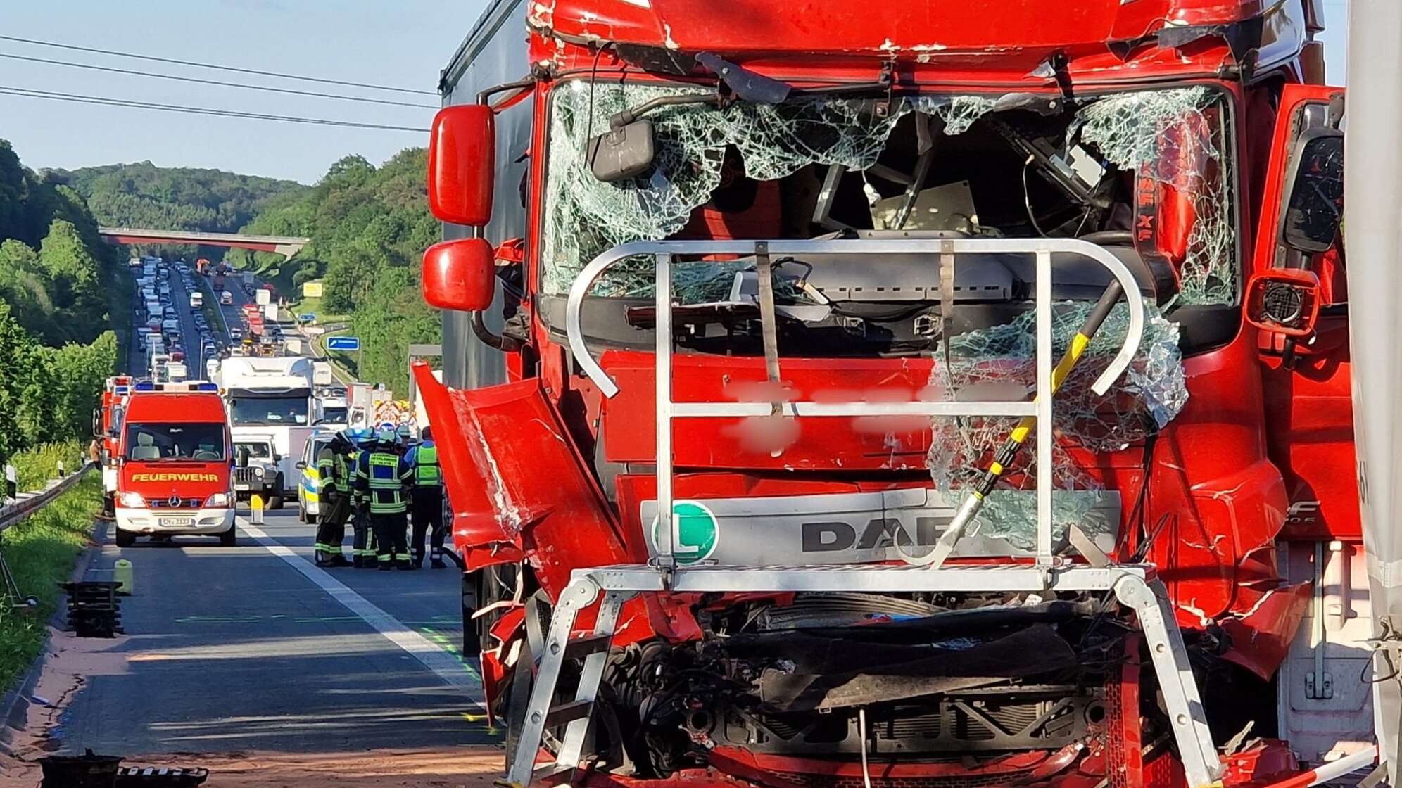 Unfall mit Lastwagen auf der Autobahn 1