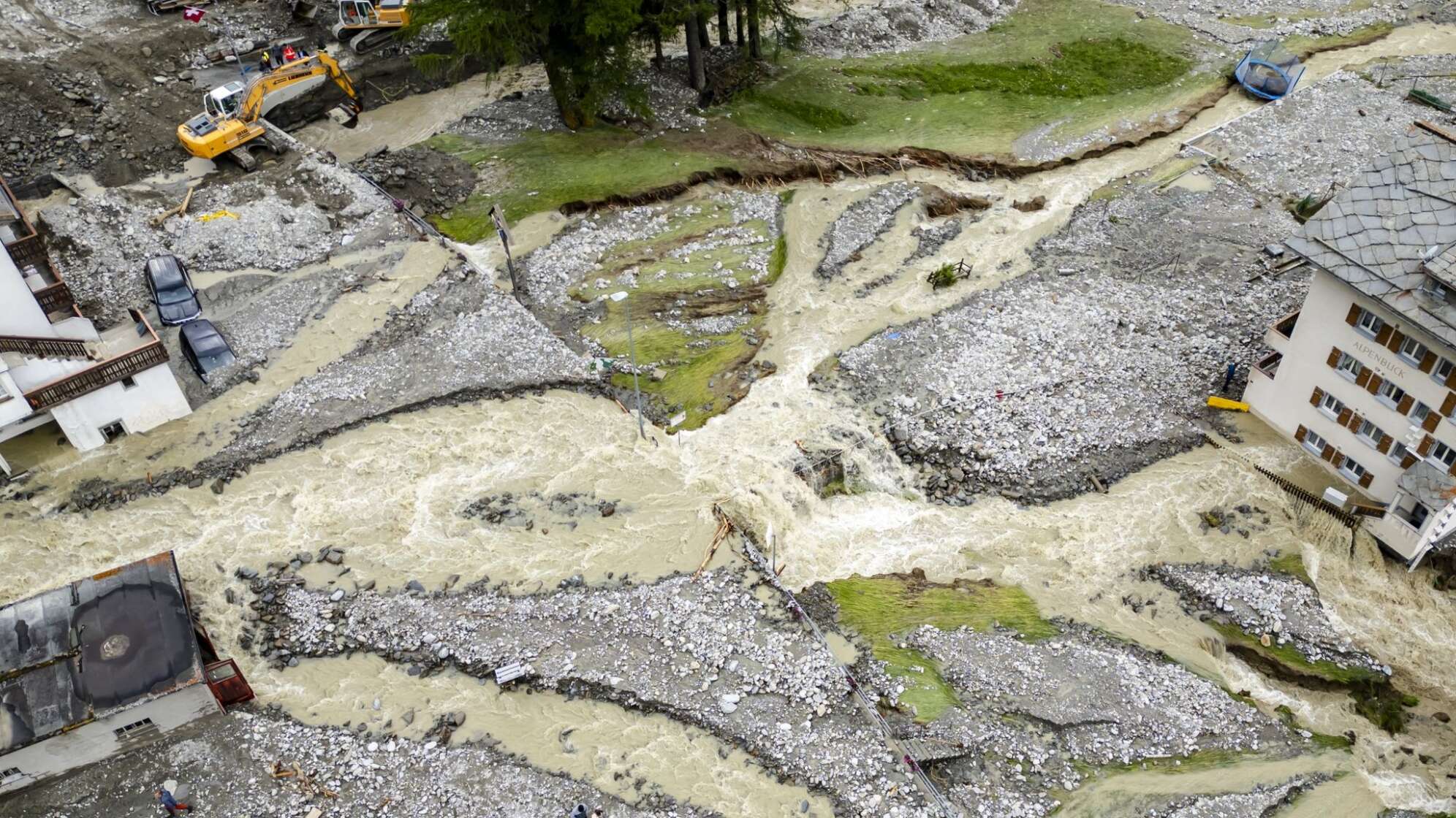 Vier Tote Nach Unwettern Mit Erdrutsch In Der Schweiz