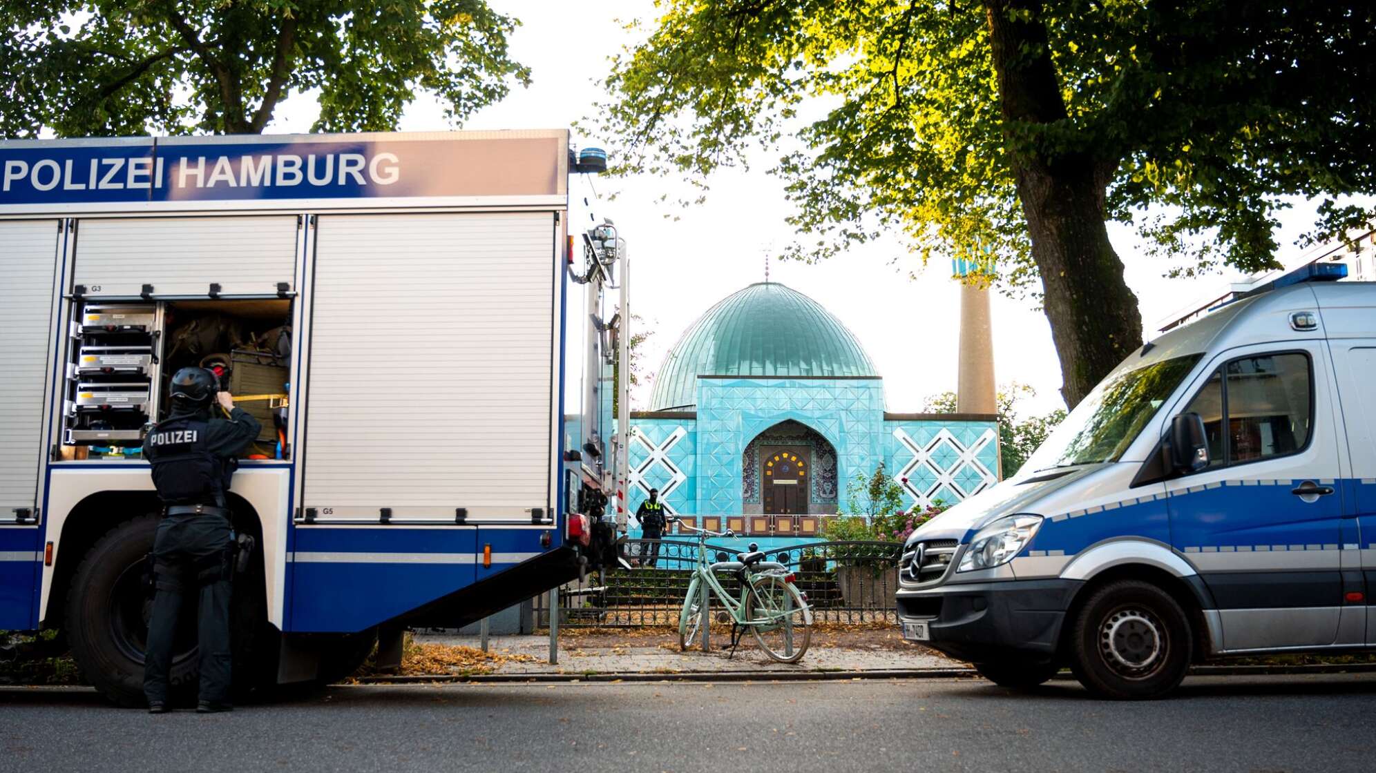 Razzien gegen Islamisten - Blaue Moschee Hamburg