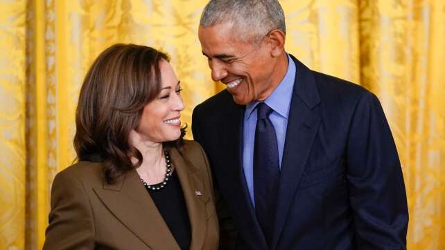 Obama sichert Harris im US-Wahlkampf volle Unterstützung zu