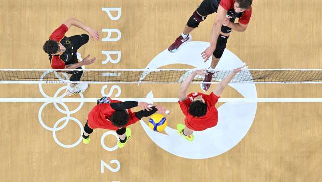 Volleyballer gewinnen Auftakt-Krimi bei Olympia