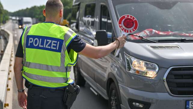 Faeser ordnet mehr Grenzkontrollen ab nächste Woche an