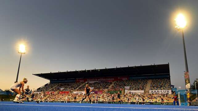 Hockey-Damen bei der EM gegen Olympiasieger Niederlande