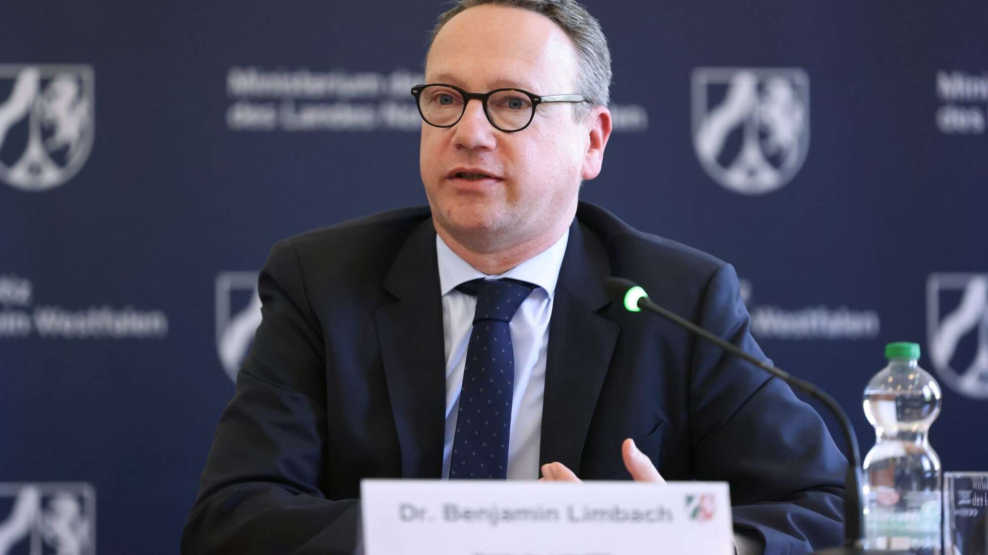 NRW-Justizminister Benjamin Limbach