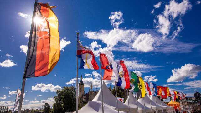 Festakt zum Tag der Deutschen Einheit in Schwerin