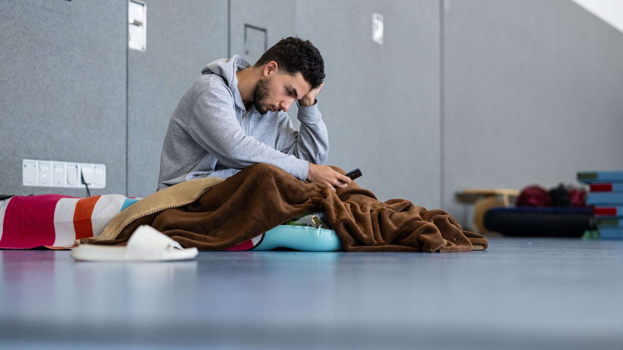 Schwieriger Wohnungsmarkt - Studenten schlafen in Turnhalle