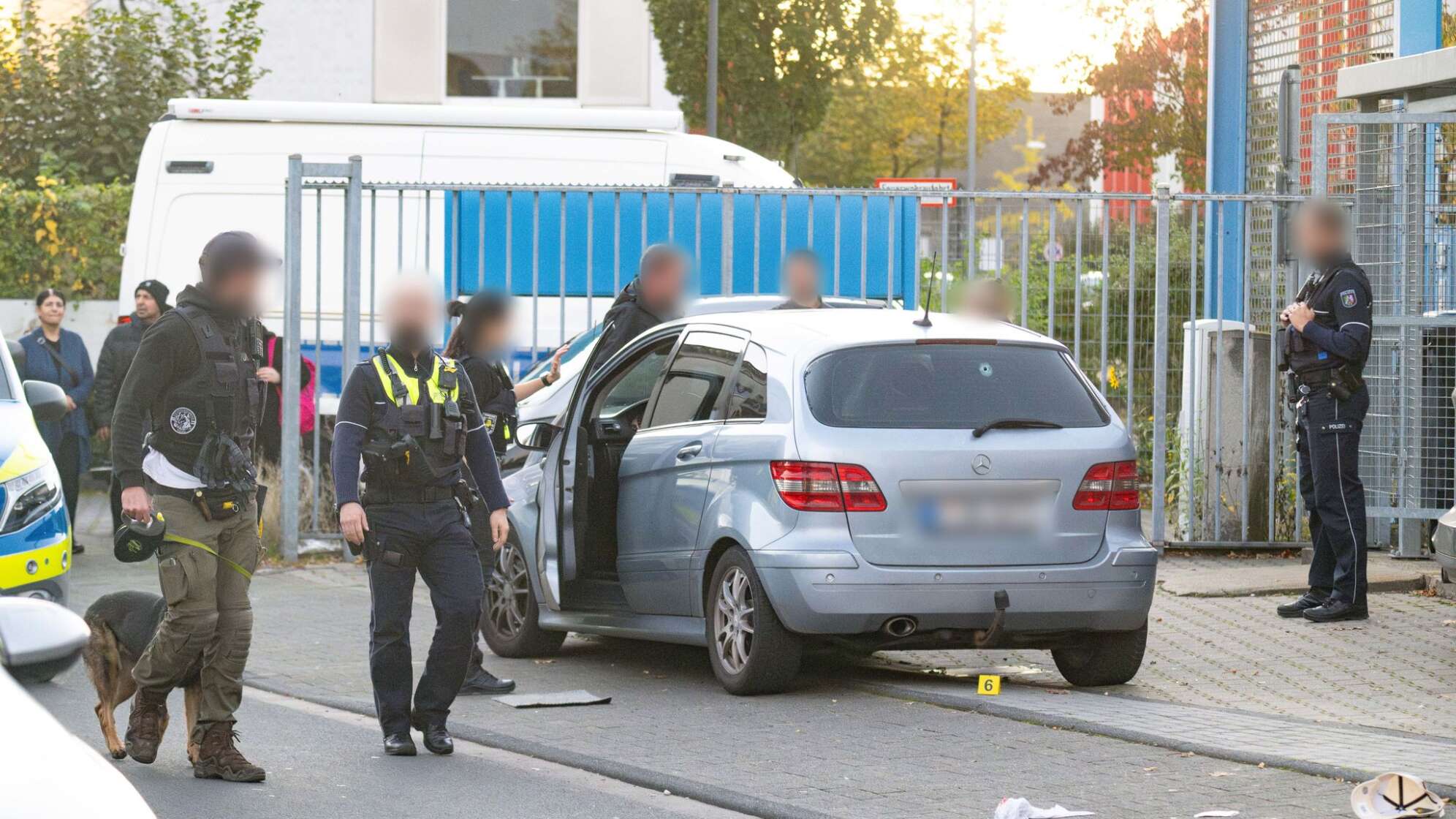 Unbekannter erschießt 32-Jährigen in Köln - Täter flüchtig