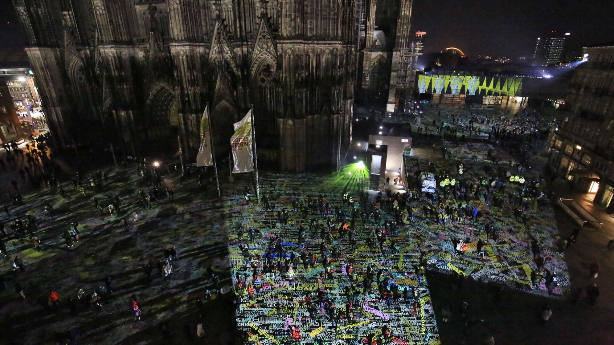 Lichtinstallation Silvester am Kölner Dom