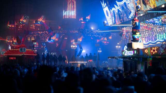 Traditionsreiche Allerheiligenkirmes in Soest gestartet