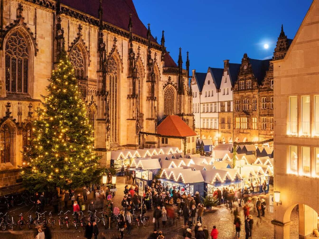 Der Weihnachtsmarkt in Münster von oben